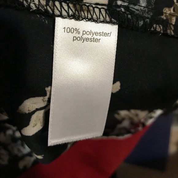 Maurice’s Winter 2018 Top - Picture 5 of 6